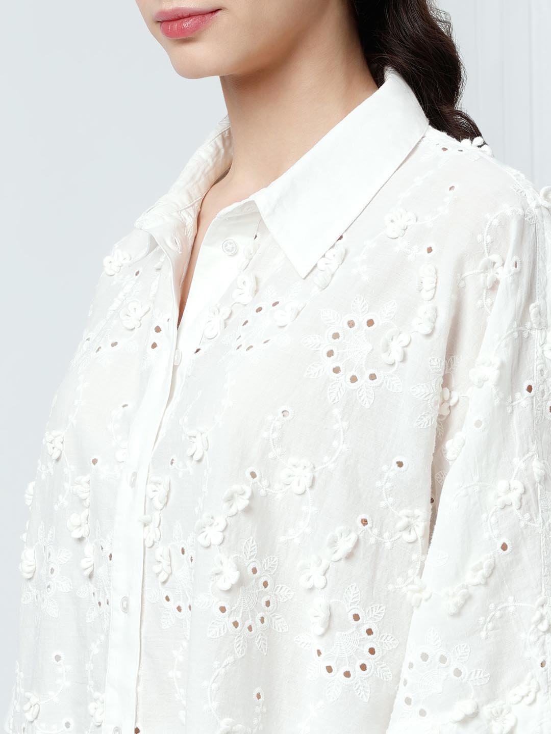 VERO MODA WHITE SCHIFFLI SHIRT - Image 8