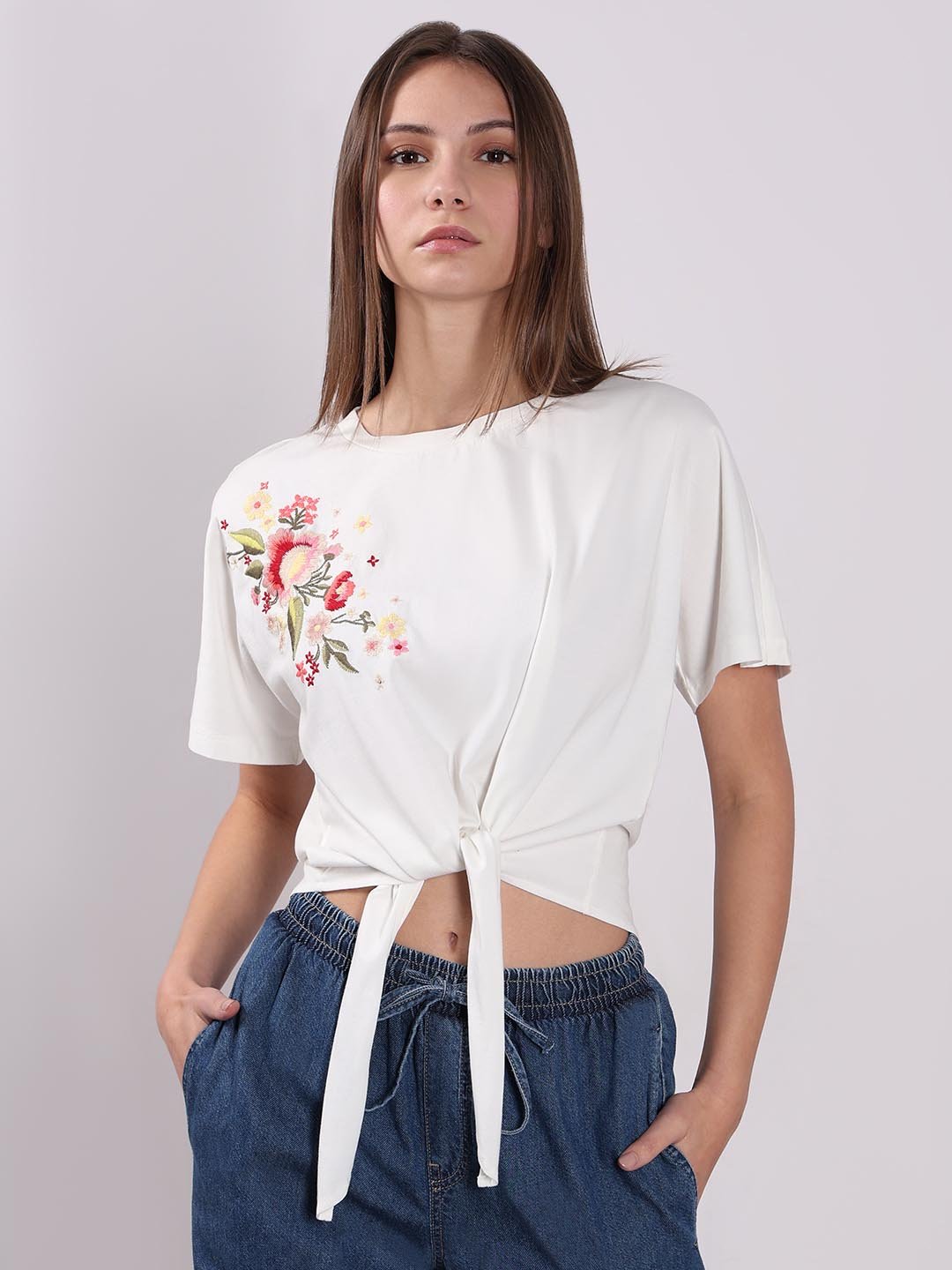 VERO MODA WHITE EMBROIDERED PRINT T-SHIRT - Image 2