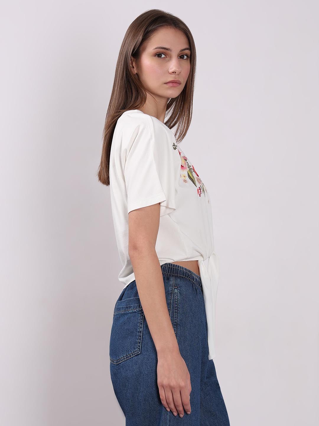 VERO MODA WHITE EMBROIDERED PRINT T-SHIRT - Image 4
