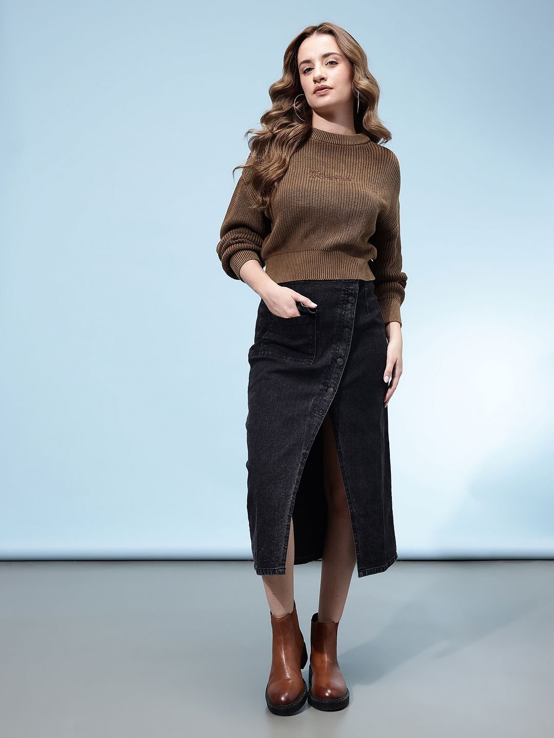 glitchez Ribbed Typography Drop Shoulder Sleeves Crop Oversized Pure Cotton Pullover - Image 5