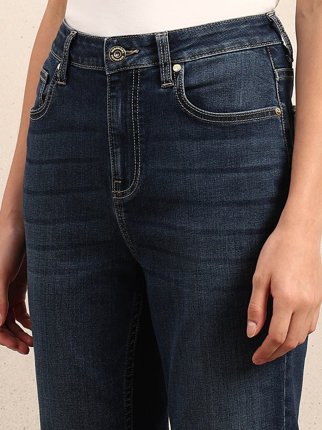BLUE MID RISE SLIM FIT JEANS - Image 8