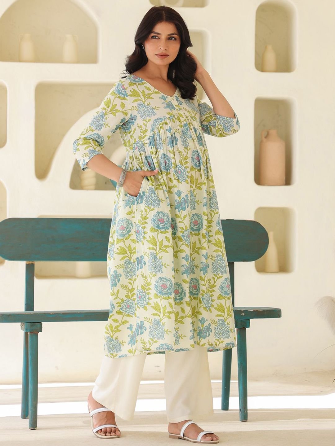 Women's Off White Pure Cotton Floral Printed A-line Maternity Kurta - Image 5