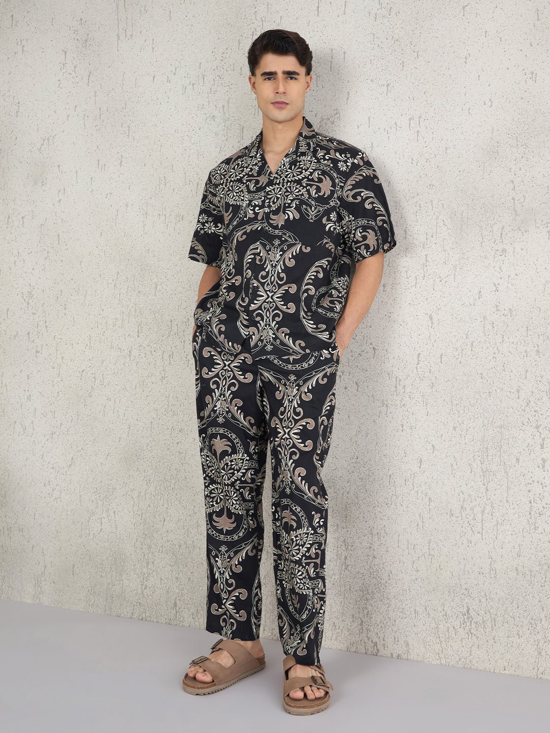 Ornate Scroll Button Down Pyjama Set - Image 4