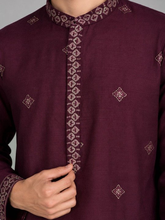 Men Embroidered Thread Work Kurta - Image 7