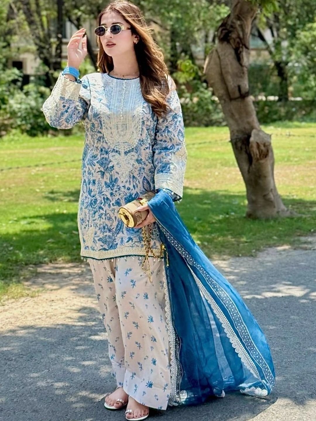 NILHARI Floral Printed Pure Cotton Blend Kurti