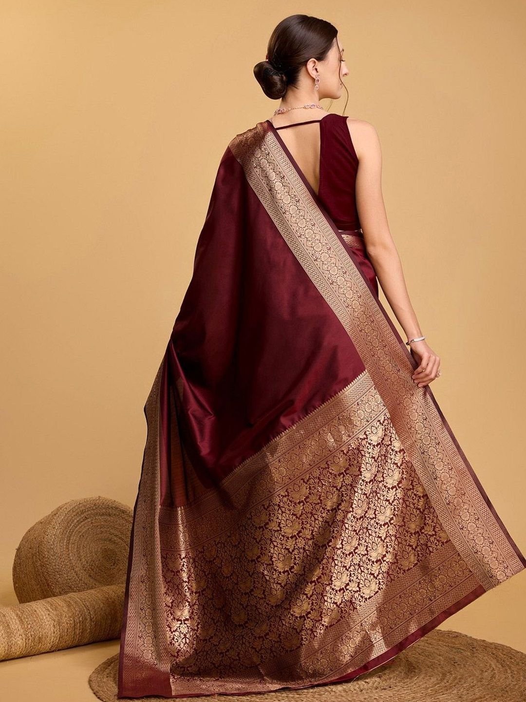 Art Silk Woven Design Zari Kanjivaram Saree With Unstitched Blouse Piece - Image 3