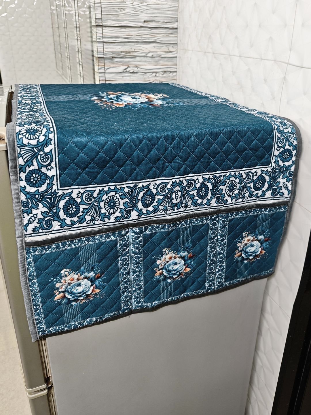 HOKIPO Ocean Blossom Quilted Fridge Cover with Side Pockets 55x130cm