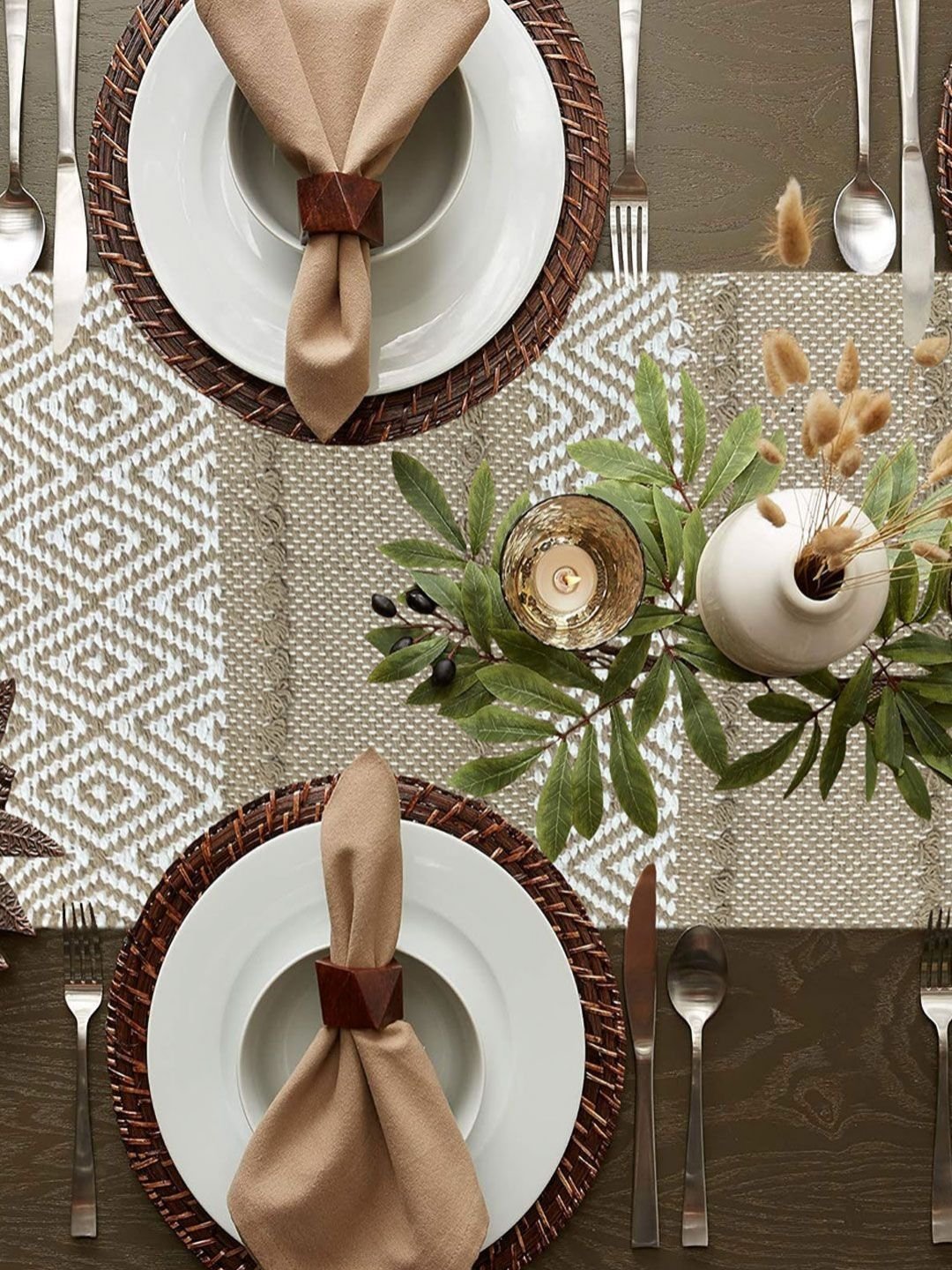 LUXEHOME INTERNATIONAL Beige & White Geometric Pure Cotton Table Runner - Image 2