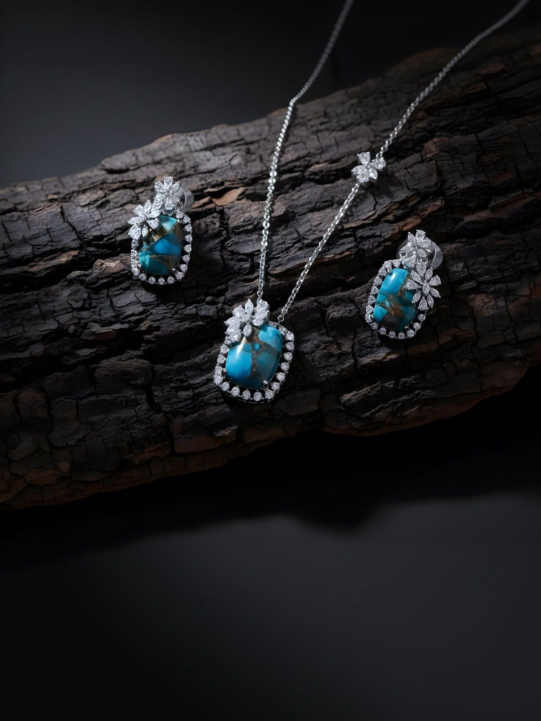 JOY & SHINE JOY & SHINE Silver-Plated Cubic Zirconia Stone-Studded Jewellery Set - Image 2