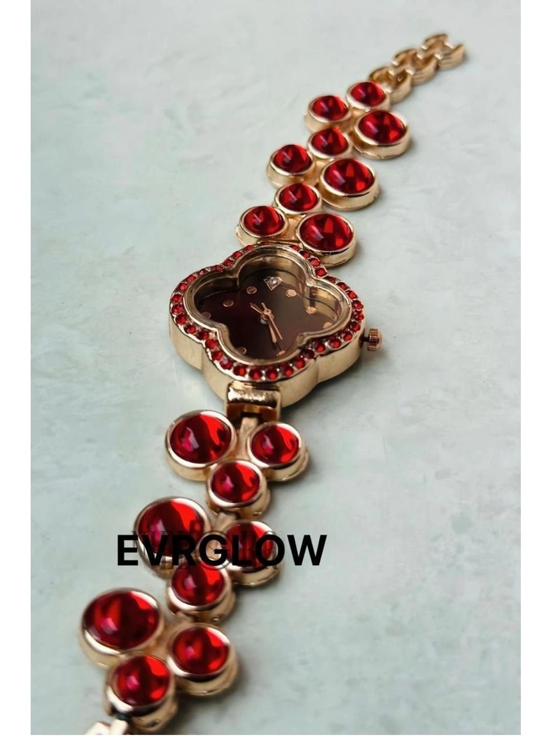 EVRGLOW Women Embellished Dial & Stainless Steel Bracelet Style Straps Analogue Watch ERW-30 RED - Image 2
