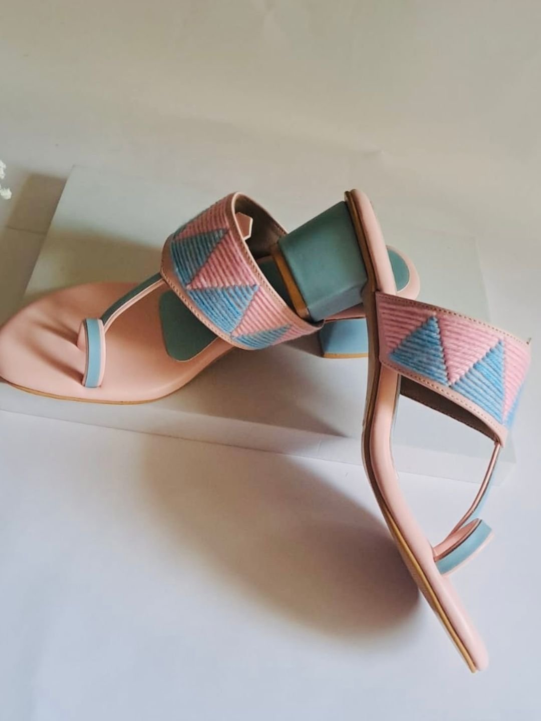 Women Blue and Pink Woven Design Block Heel Open Toe Kolhapuri Sandals