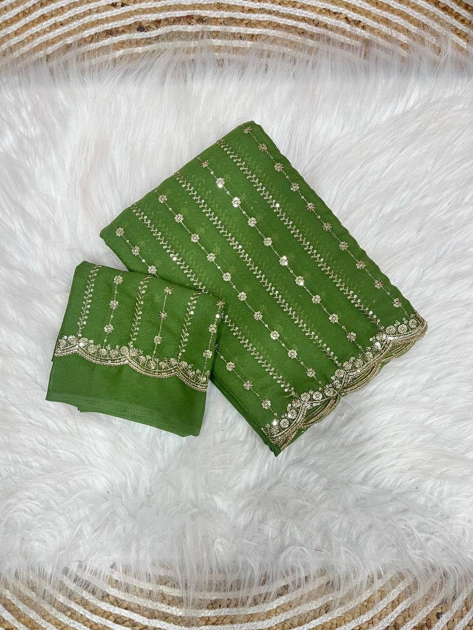 RADHA Women’s Embroidery Work Saree with Designer Border for Festive and Traditional Ethnic Drape Saree with Detailed Thread Style Pattern and Elegant Occasion Look - Image 3